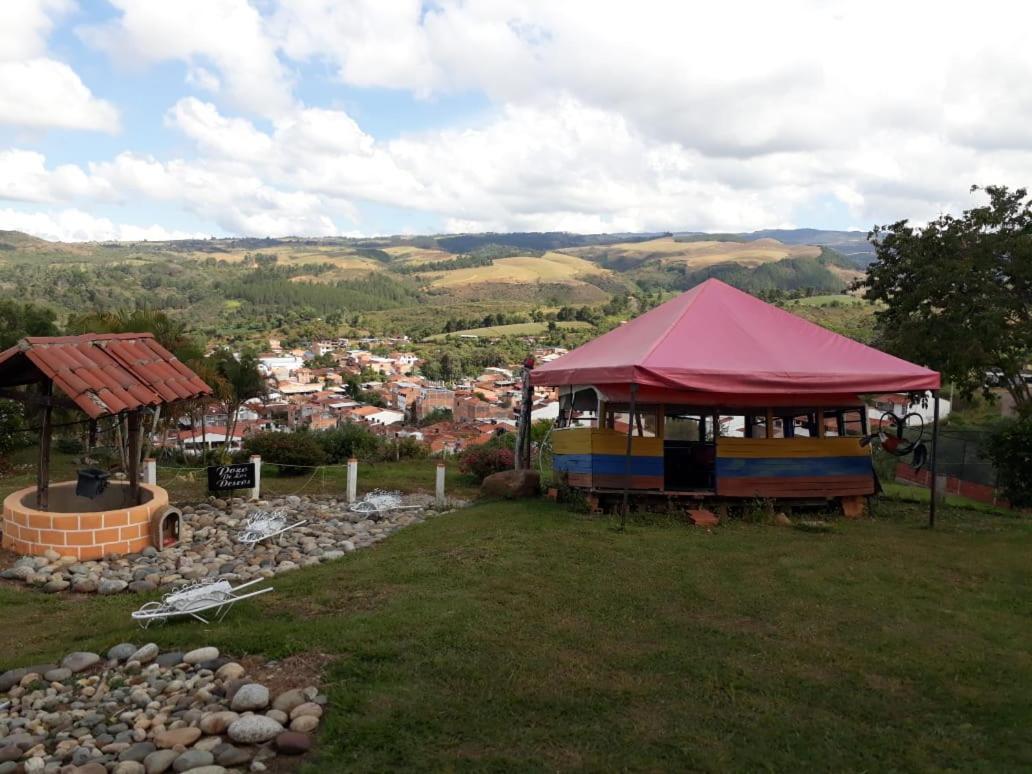Hotel Campestre La Loma Curití Buitenkant foto