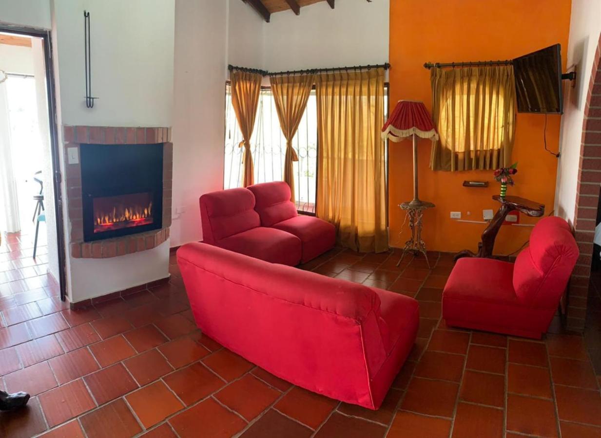 Hotel Campestre La Loma Curití Buitenkant foto