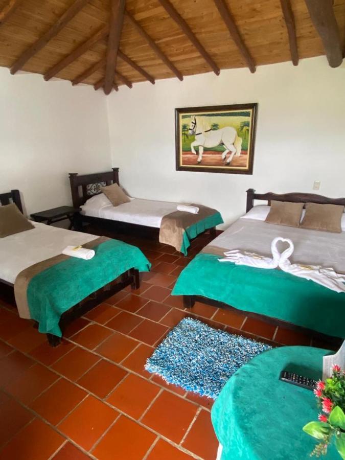 Hotel Campestre La Loma Curití Buitenkant foto