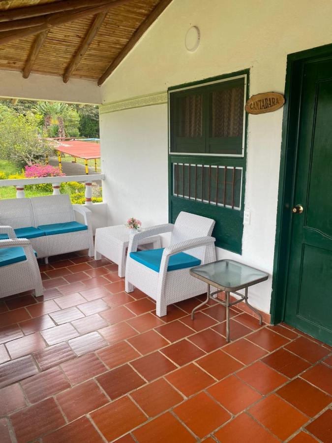 Hotel Campestre La Loma Curití Buitenkant foto