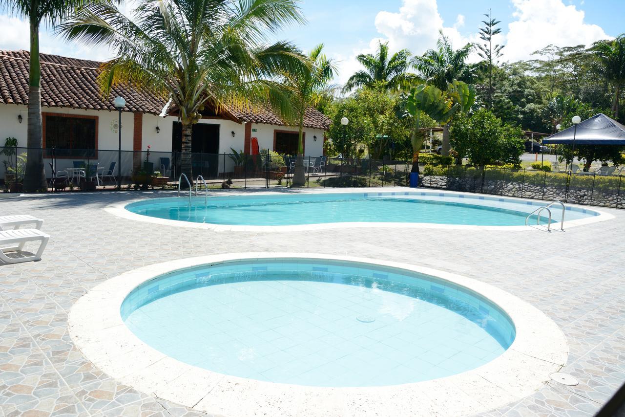 Hotel Campestre La Loma Curití Buitenkant foto