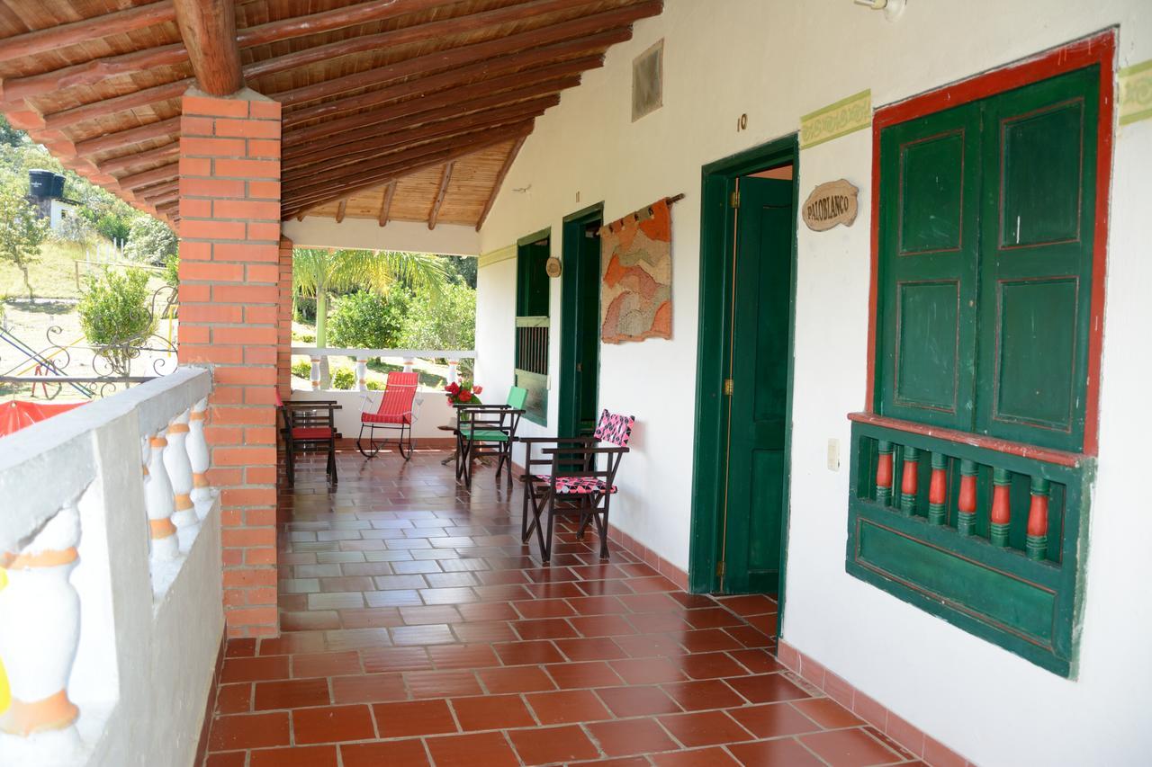 Hotel Campestre La Loma Curití Buitenkant foto