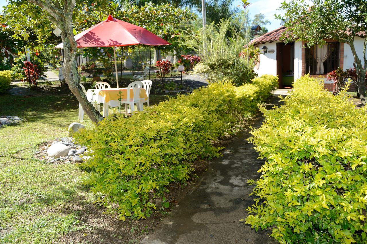 Hotel Campestre La Loma Curití Buitenkant foto