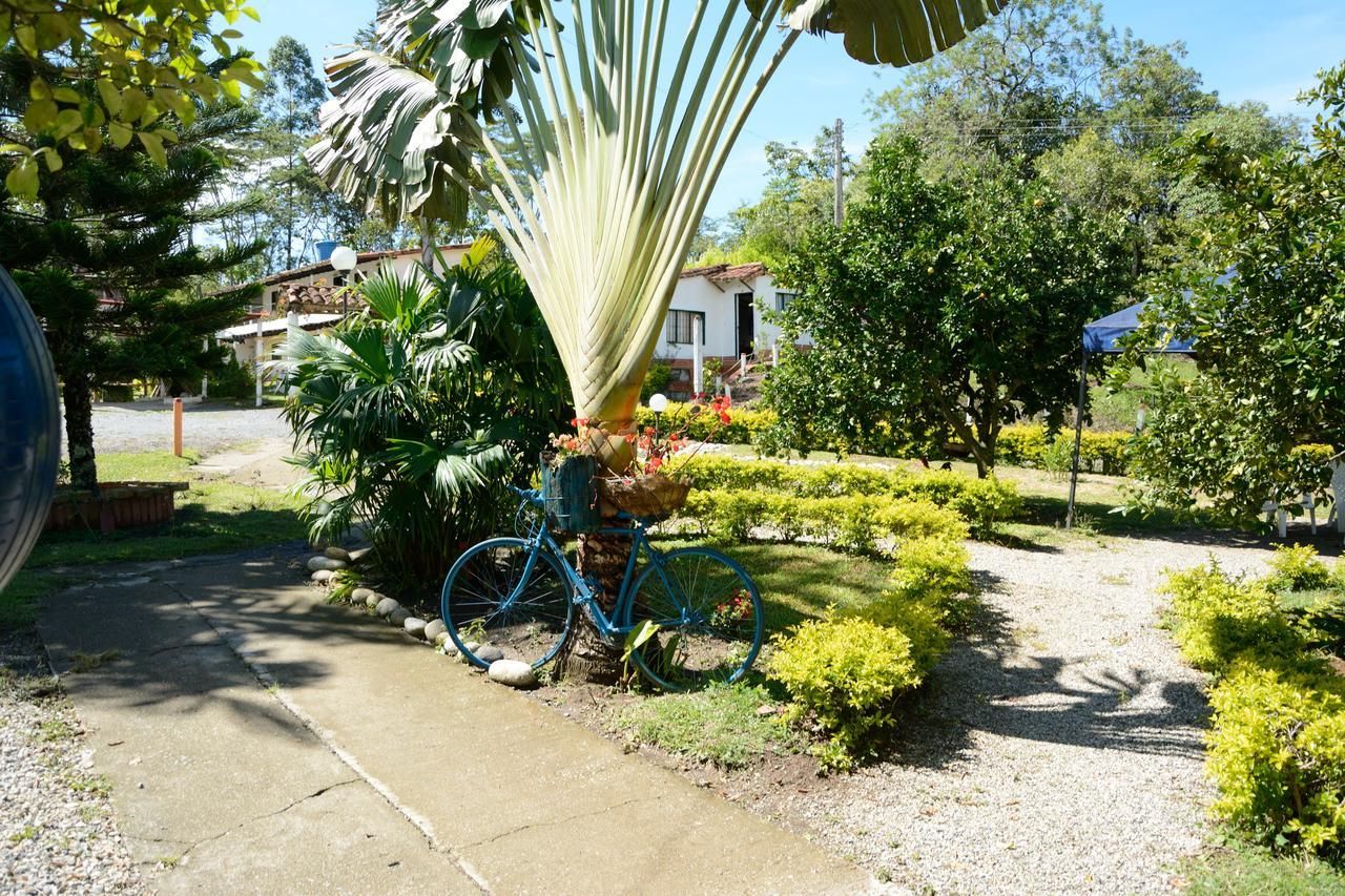 Hotel Campestre La Loma Curití Buitenkant foto